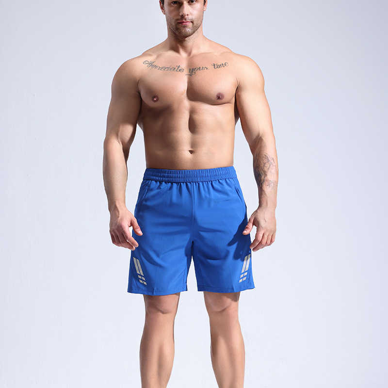 New mens sports shorts outdoor running ice silk quick drying pants running fitness five quarter pants W250212