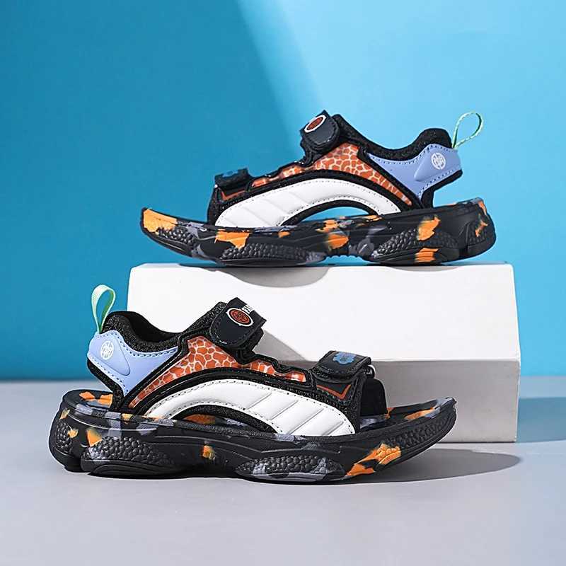 Sandals Childrens sandals 2024 summer new boys non-slip Velcro girls big children sports beach shoes soft soles wear trend H250212