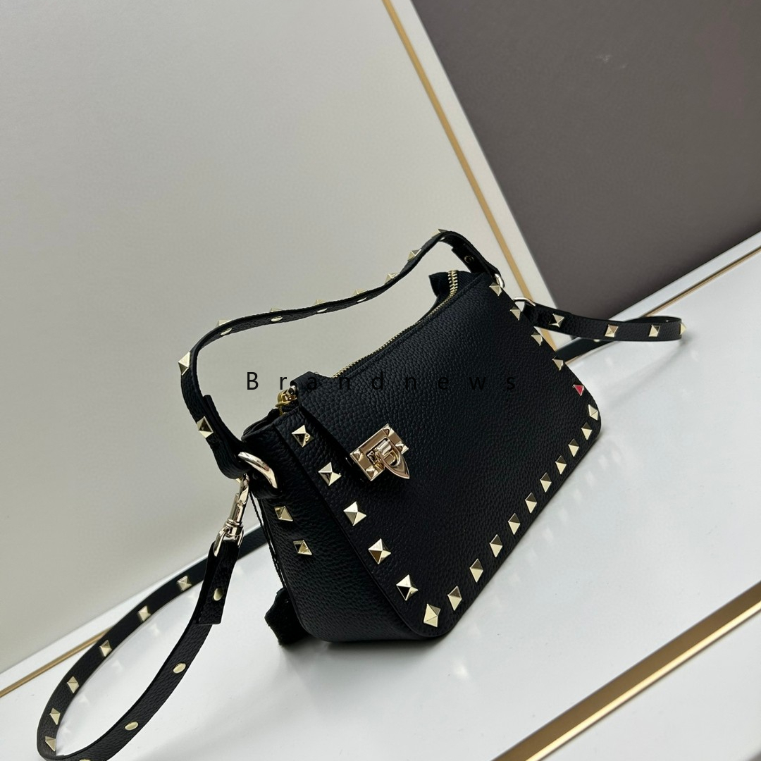 Real Cow Leather Shoulder Bags Rivets Rockstuds Small Crossbody Top Handle Purses And Handbags Designer Fashion Messenger Bag Clutch With Card Holder 
