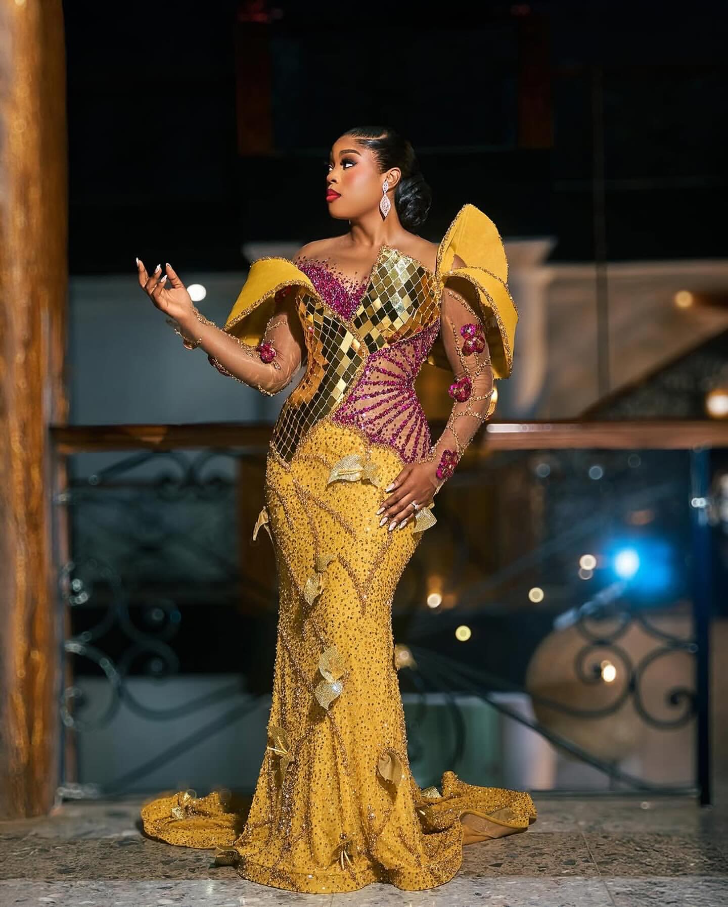 Aso Ebi 2025 Gold Mermaid Prom Dresses Crystals Beaded Florals Sequined Luxurious Evening Formal Party Second Reception Birthday Gowns Dress For Speci
