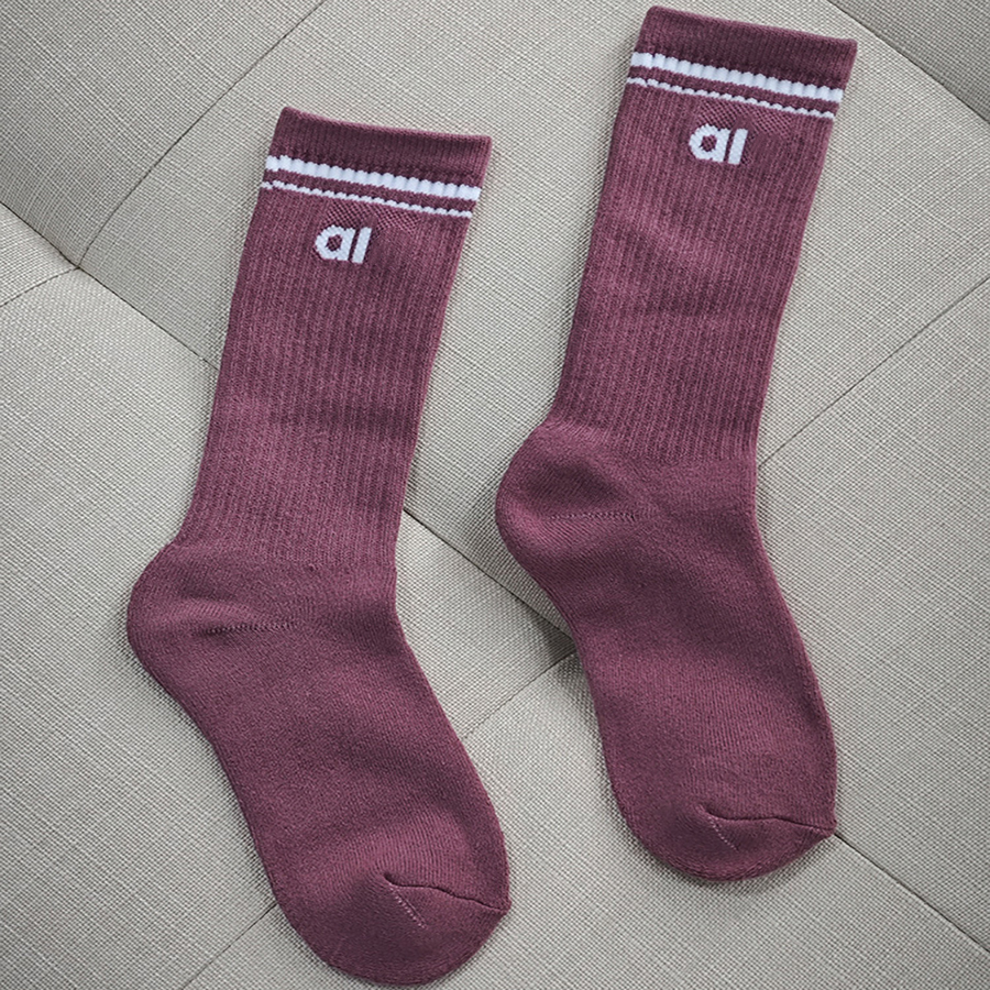 Men's Designer Embroidery Socks: Breathable Cotton Fashion Sports Socks