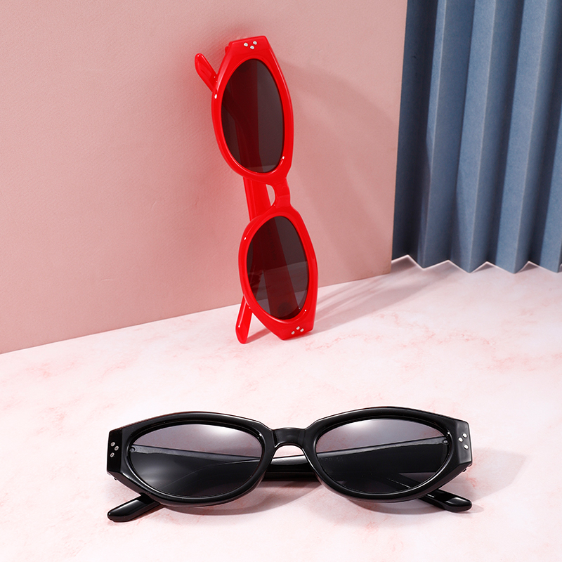 Blue Light Blocking Aluminum Glasses with Broadband Sunscreen Technology