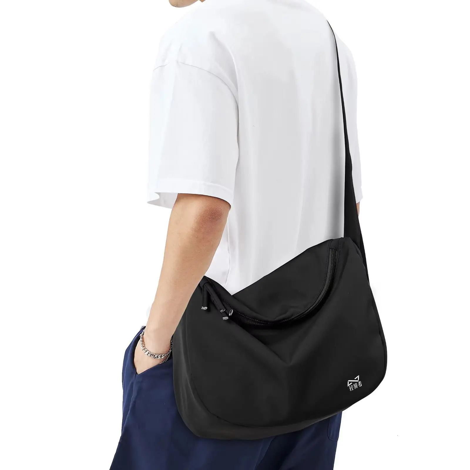 Crossbody Bags Men and Women Large Capacity Light Messenger Bag Unisex Travel Shoulder Chest Bag Nylon Waterproof Outdoor Sports 250207