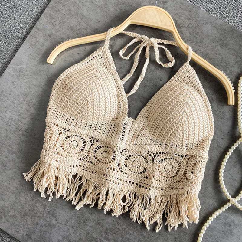 Summer Ladies New Vintage With Bra Pads Backless Hanging Neck Halter Resort Style Beach Sexy Cute Short Design Tank TopsXJ250212
