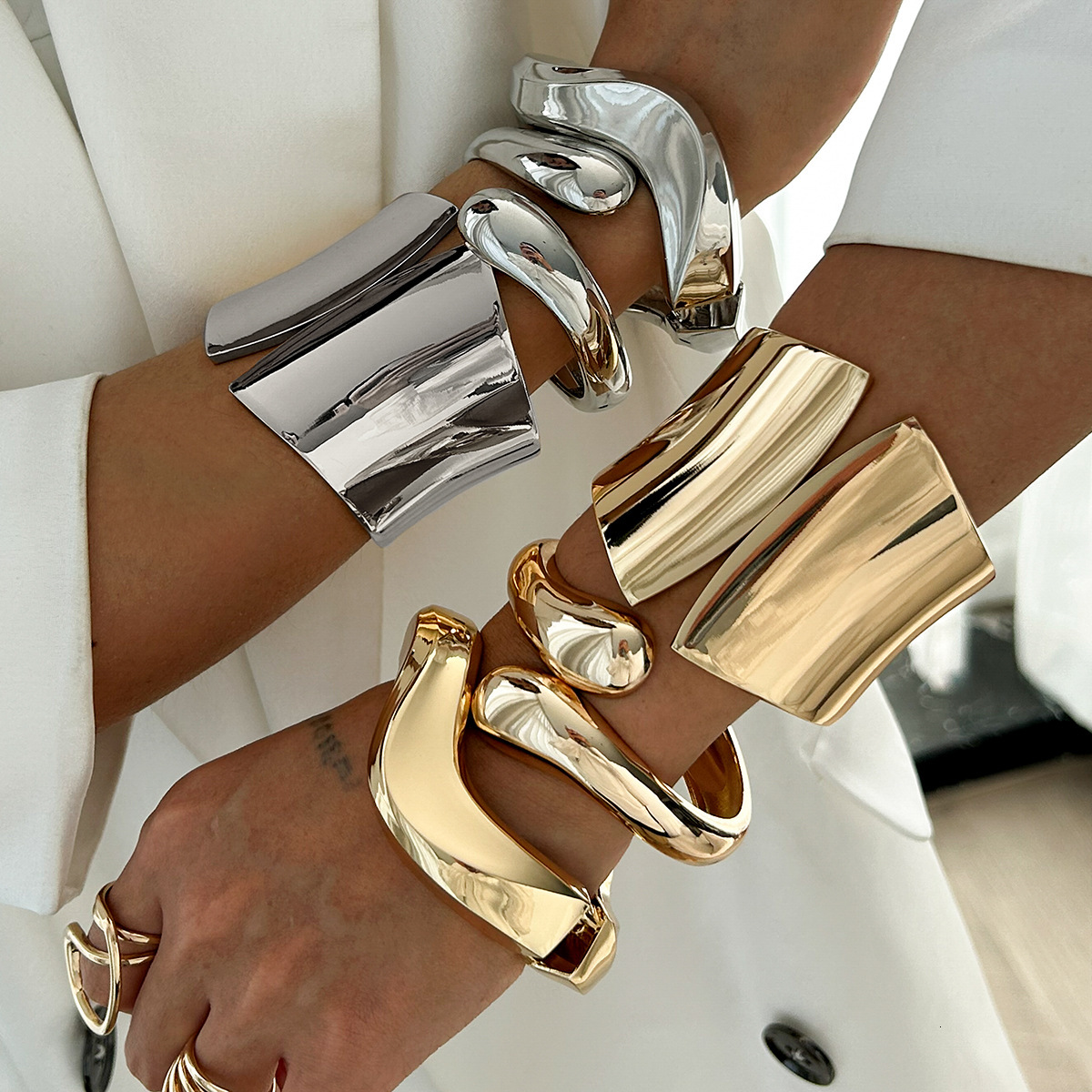 Woman fashion Jewelry Cold Feng Shui Drop Cross Smooth Irregular Alloy designer Bracelet Set