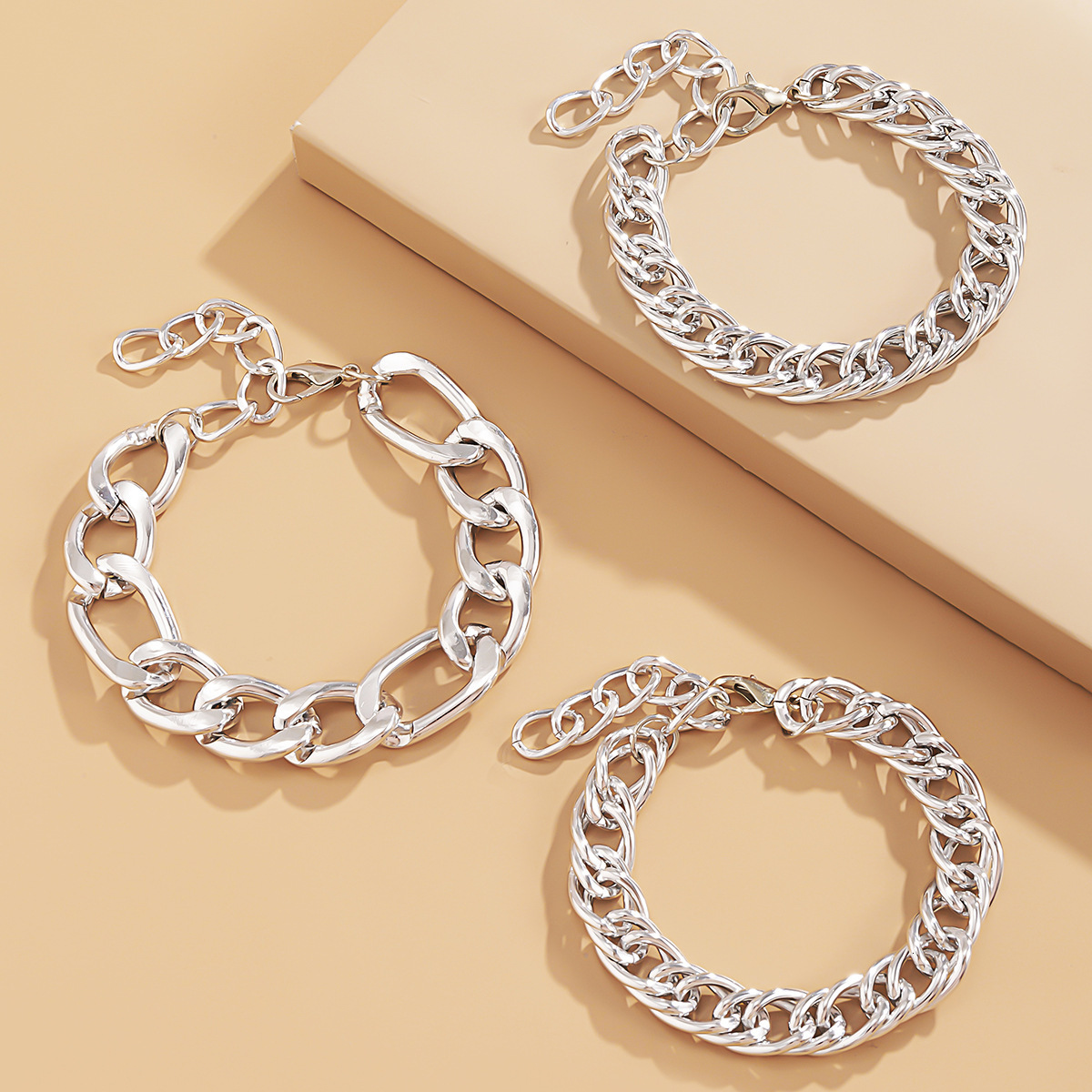 Woman fashion Jewelry exaggerated geometric thick chain for female hip-hop personality hollowed out designer set bracelet