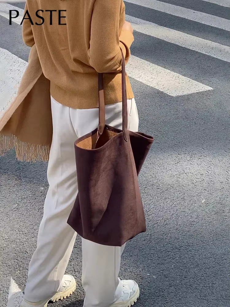 New Aesthetic Trend Winter Ladies Commuter Officer Bucket Tote Matte Suede Leather Women Handbag Urious Brown Shoulder Bag