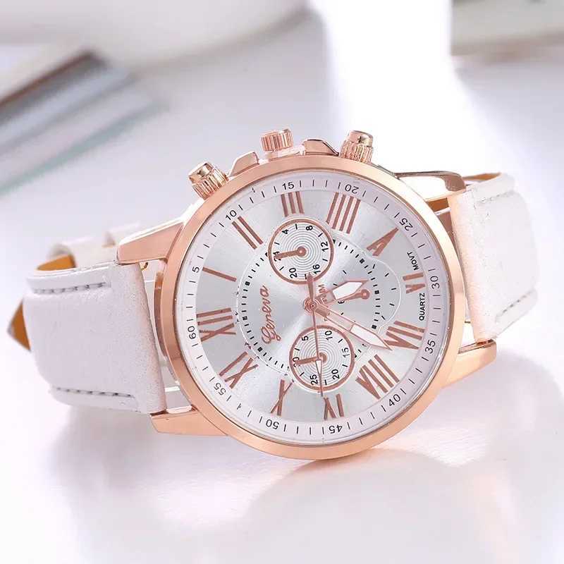 Watch Women Casual Ladies Watches Top Brand Luxury Woman Watch Leather Simple Dress Quartz Wristwatch Female Clocks RelojXJ250213