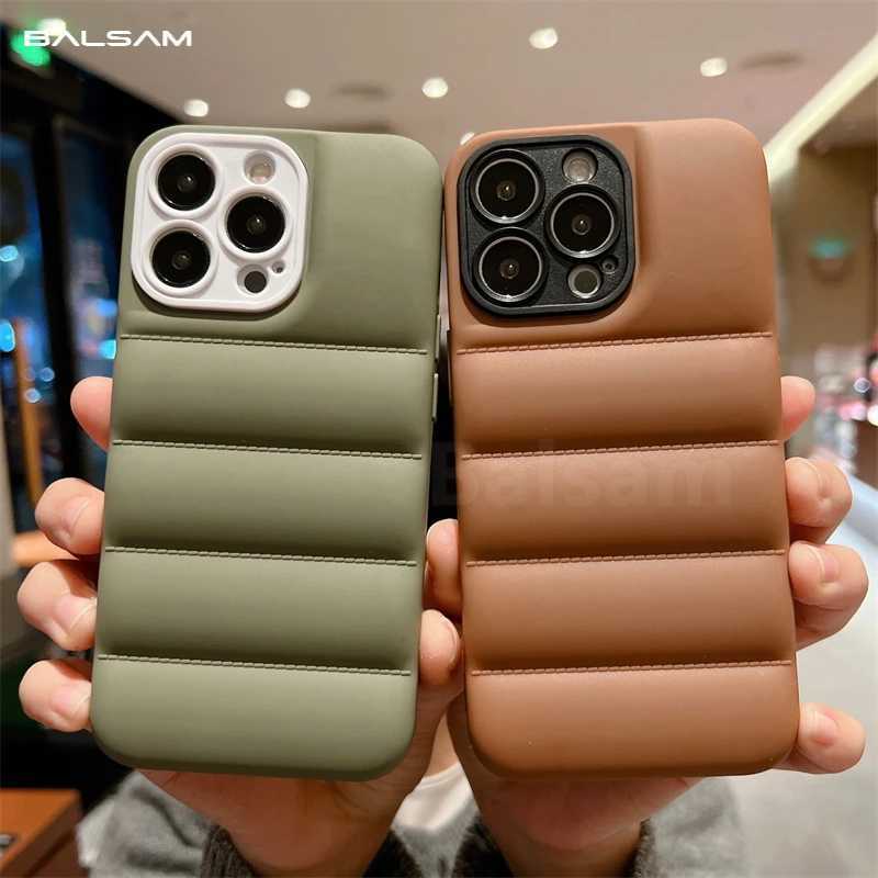 Fashion Brand Down Jacket Phone Case For iPhone 15 14 Pro 13 12 11 Pro Max X XR XS 7 8 Plus Soft Silicone Shockproof Back Cover Z250211