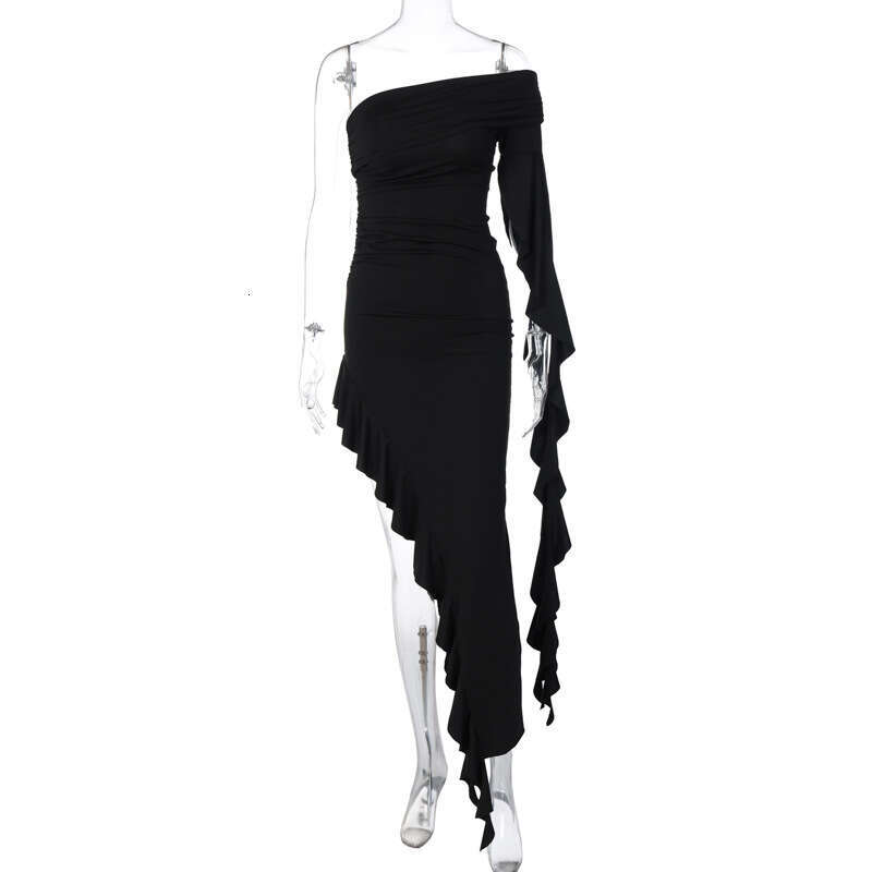 European and American women's summer product fashion personality one shoulder pleated solid color slim fit dress wholesale 2025 temperament versa