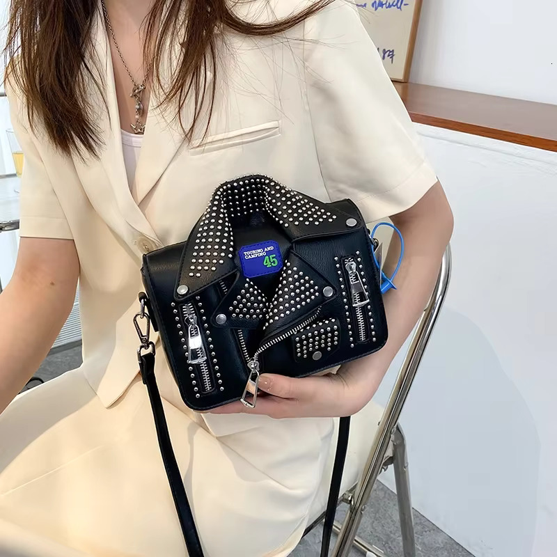 Branded Jackets Bags For Women Fashion Studded Crossbody Personality Purses And Handbag Designer Shoulder Bag Top Backpacks