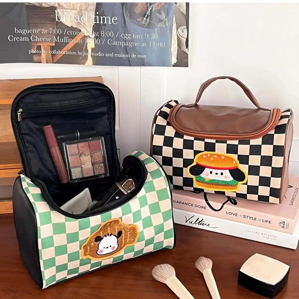 Travel Bag, Waterproof Toiletry Washbag Large Capacity Cosmetic Bag Simplistic with Handles, Makeup Organizer Pouch swissmilitary