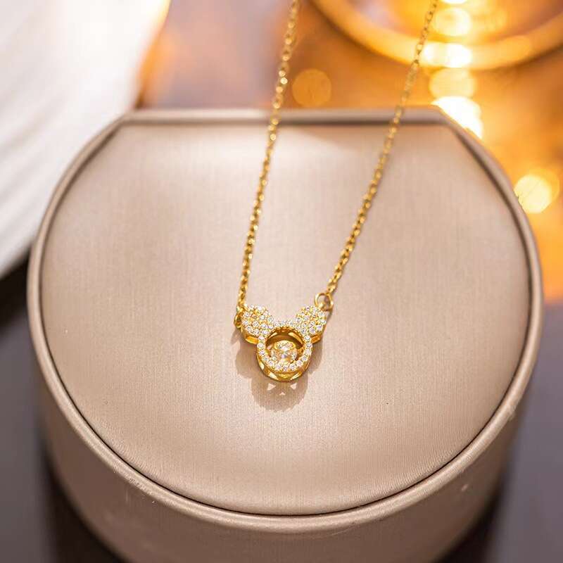 Designer Necklace For Women Moissanite pendant Chain Fashionable Dynamic Mickey necklace simple and trendy collarbone chain temperament light luxury n