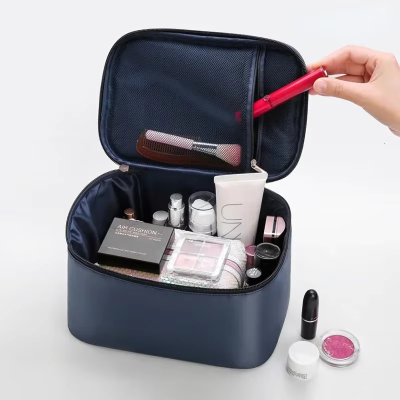 Large Capacity Cosmetic Convenient Toilet Storage Outdoor Travel Waterproof Women Makeup Bag Neceser Mujer Sac swissmilitary