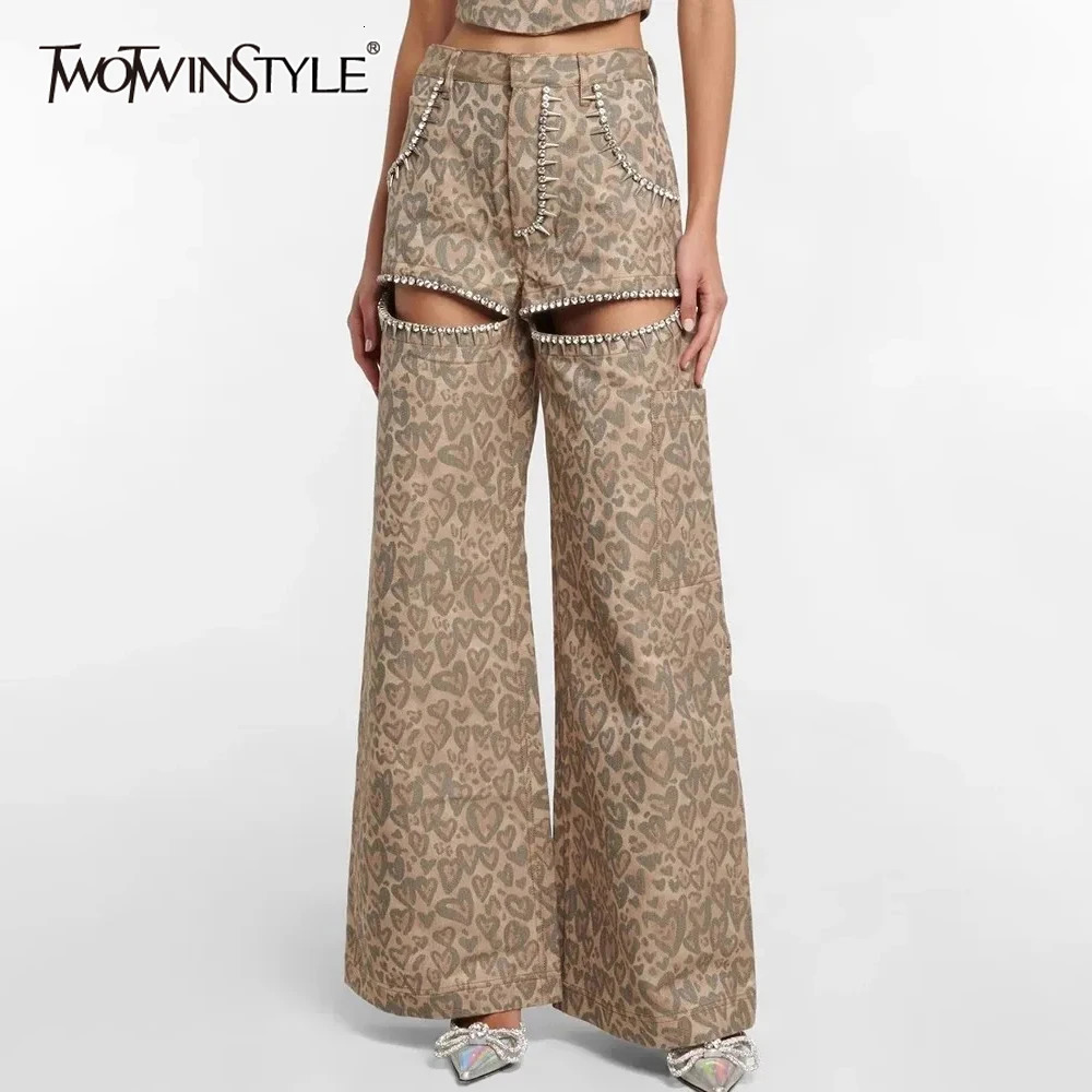 TWOTWINSTYLE Colorblock Patshwork Diamonds Casual Pants For Women High Waist Spliced Pocket Hollow Out Casual Denim Jeans Female 250212