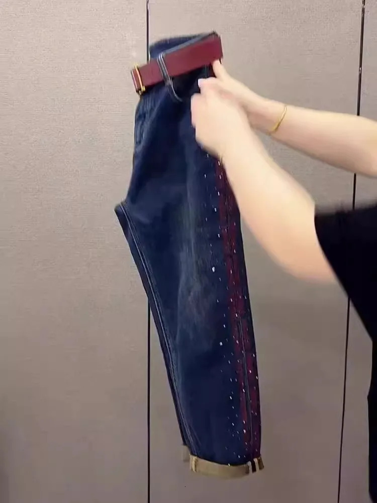 Denim Harlan Pants 2025 Fashion Y2k Rhinestone Embroidered Cropped Trousers Spring Autumn All-Match Plus Size Loose Jeans Women 250212