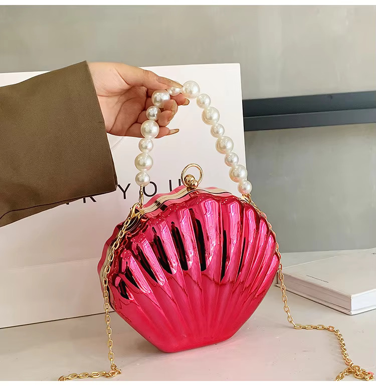 Evening Shape Women Clutch 2023 New Wedding Bridal Handbag Pearl Beaded Fashion Shell Chain Party Bags