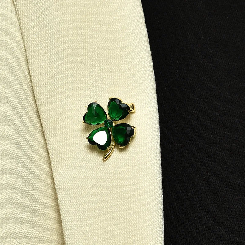 Lucky Four Leaf Clover Brooches for Women Unisex Plant Pins Office Party Jewelry Accessories Gift 250118