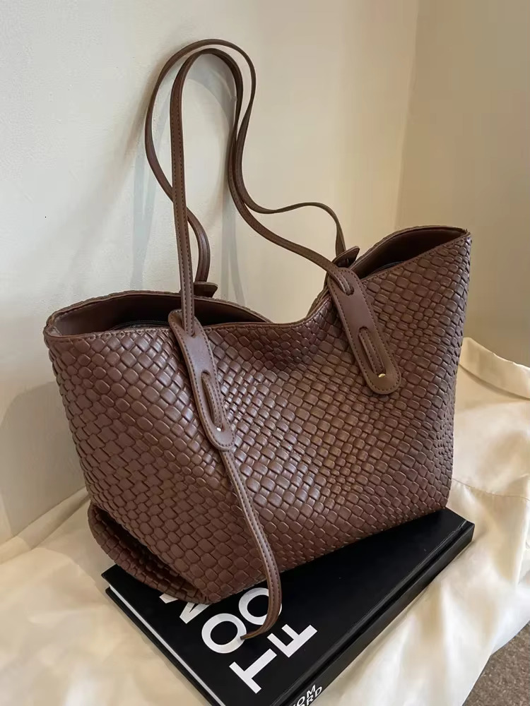 PU leather handbag Large capacity woven tote bag for women's casual designer shoulder bag, high-quality
