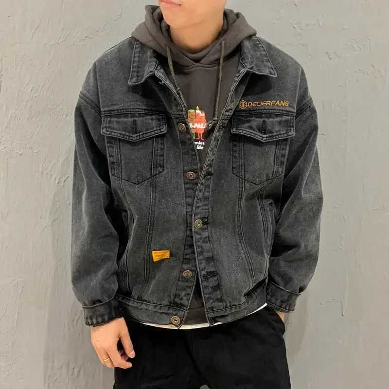 Black border embroidered denim jacket mens warm wool sheep denim jacket mens border blue wearing a casual G outfit X250213