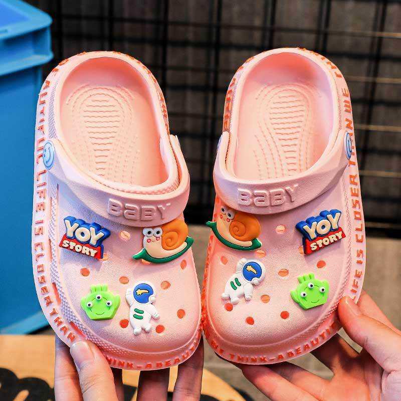 Sandals Childrens shoes Childrens cave shoes in summer; non slip boys slippers; girls Baotou baby cartoon sandals in summer H250212