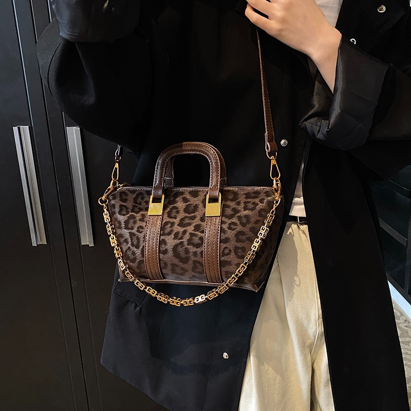 Free shipping 2025 new designer Shoulder Bags For womans ladies female flap leopard print fashion square handbag women crossbody bag
