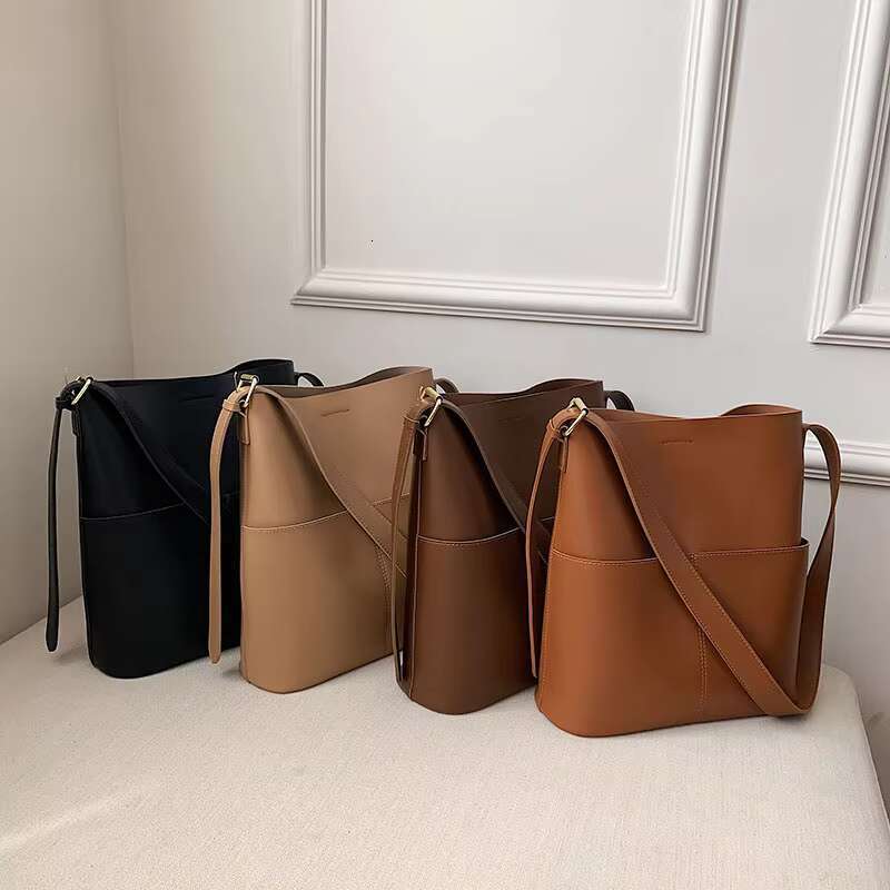The New Bucket Is Trendy Versatile For Women With A High Quality Large Capacity Design Shoulder Bag And Crossbody