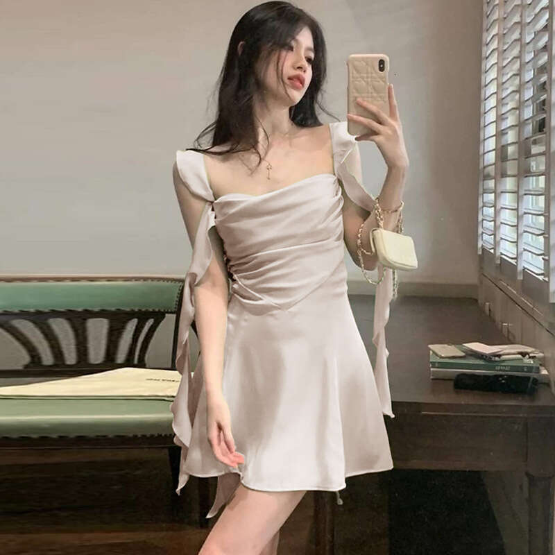 Women's summer product sexy backless ribbon solid color dress wholesale 2025 new casual versatile fashion clothing