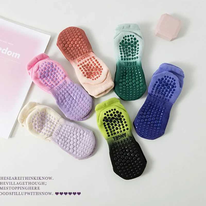 Yoga Socks Women Cotton Gradient Silicone Non-slip Grip Towel Low-ankle Pilates SockXJ250213