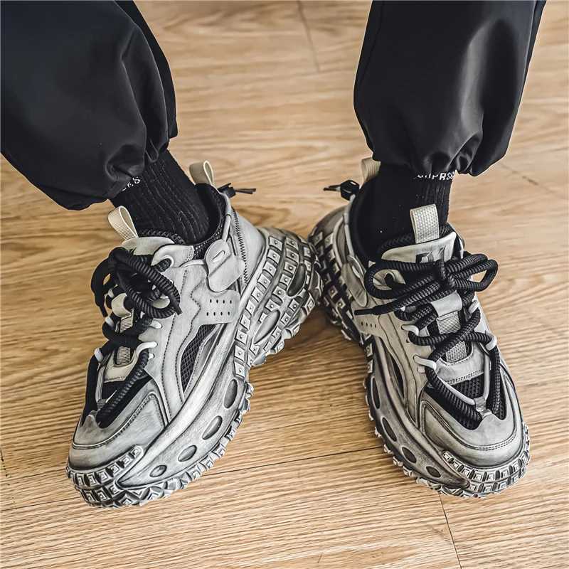 New Summer Outdoor Mens Casual Sneaker Shoes for Men Sports Thick Bottom Breathable Mans Loafers Popular Model Male Sneakers Z250225