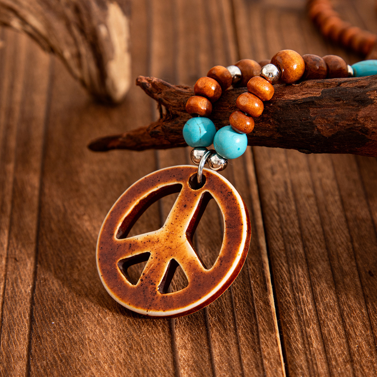 Woman fashion Jewelry Bohemian style imitation turquoise wood bead long round pendant designer necklace