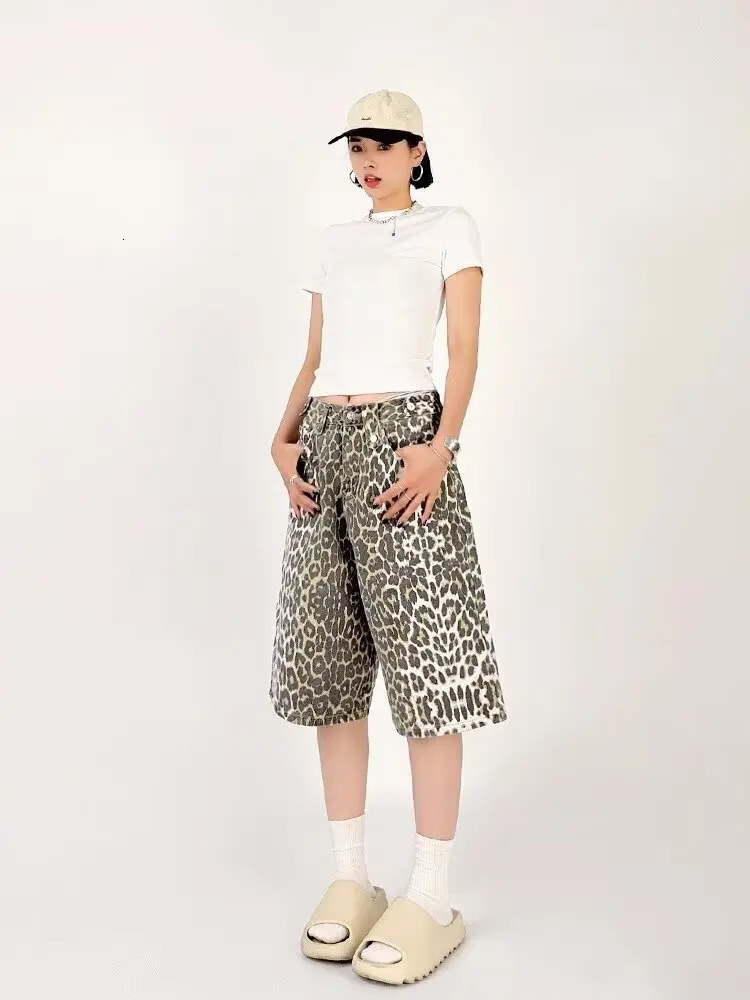 Summer Shorts Womens Trendy Leopard Print Loose And Casual Trend Versatile Short Pants And Womens Jeans 250210