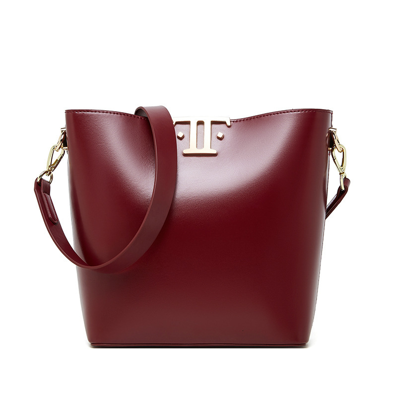 Bag New High-End Large Capacity Commuting Bucket Women's Niche Genuine Leather Armpit Bag, Stylish Single Shoulder Crossbody Bag