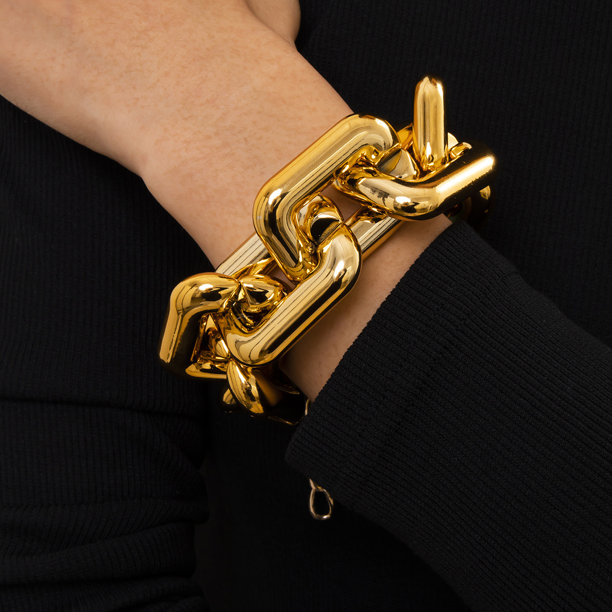 fashion Woman Jewelry minimalist geometric hollow out for female punk square thick chain tassel bracelet