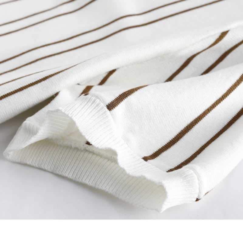 Stretchable Mens Striped POLO Shirt Daily Casual and Breathable Sweat-wicking Knit Short-sleeved T-shirt. X250213