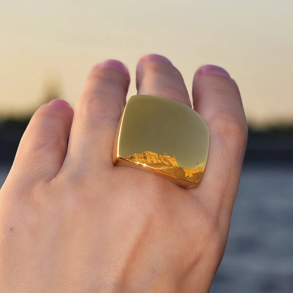 Fashion Gold Ring Womens Party Jewelry 316L Stainless Steel Square Cocktail Anillos MUJI 250109