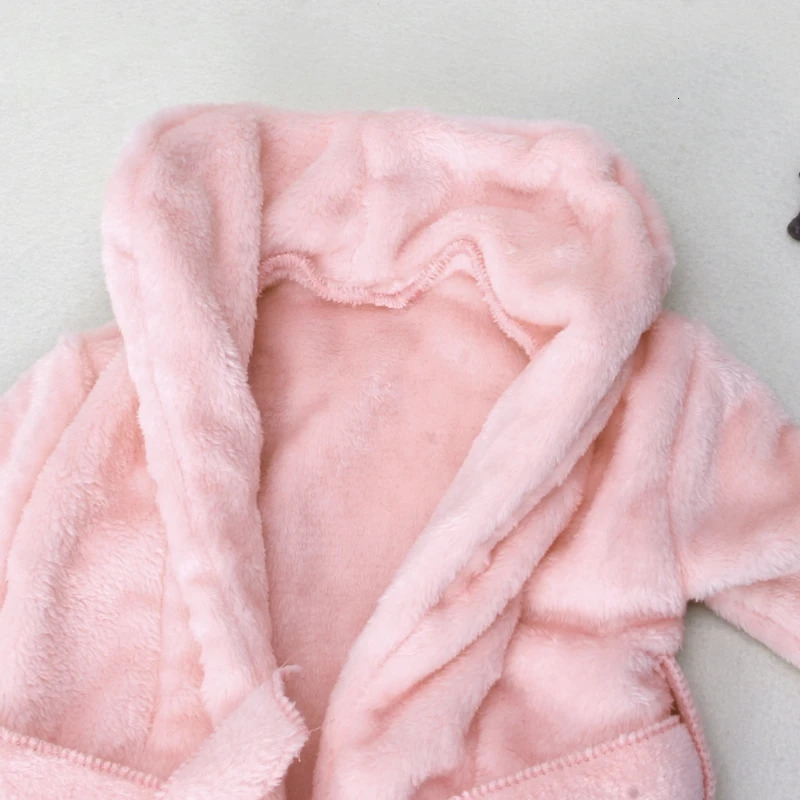 Baby Bathrobes Bath Towel Solid Color Warm Suit born Pography Outfits for Po Shoot Accessories 250208