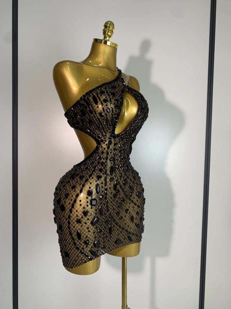 Casual Dresses Arrival Women 2025 Sexy Backless Hollow Out Diamond Evening Prom Gown Birthday Luxury Celebrate Stage Nightclub Outfit