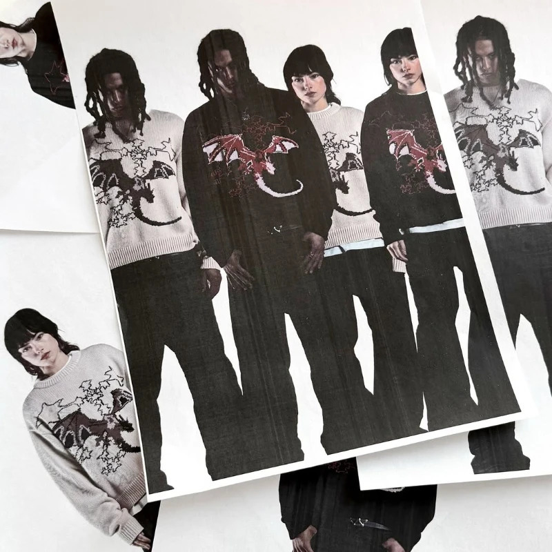 Y2K Mens fashionable pullover Harajuku Round Neck loose Streetwear Gothic HipHop Cartoon Flying Dragon Pattern embroidery Sweater 250211