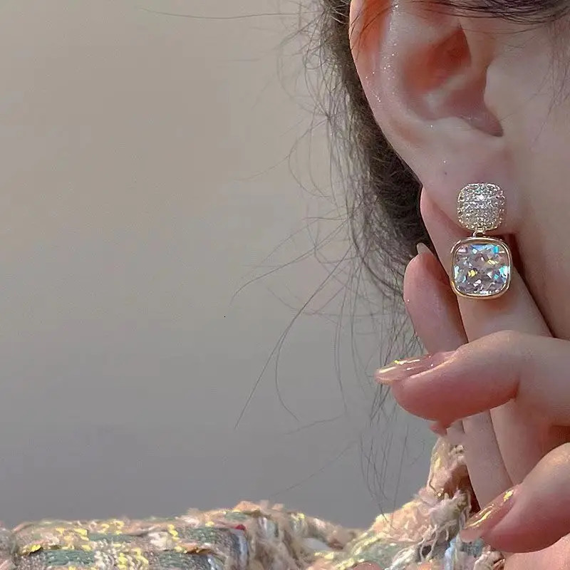 Square Colorful Zircon Ear Stud Earrings for Women Personality Fashion Daily Wear Accessories Party Jewelry Birthday Gifts 250210