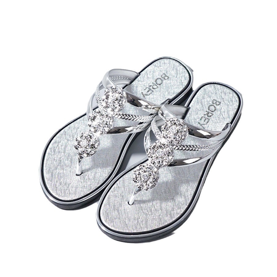2025 free shipping designer slippers for womens flat slippers black sliver rose red champagne Summer new beach leisure flip flops
