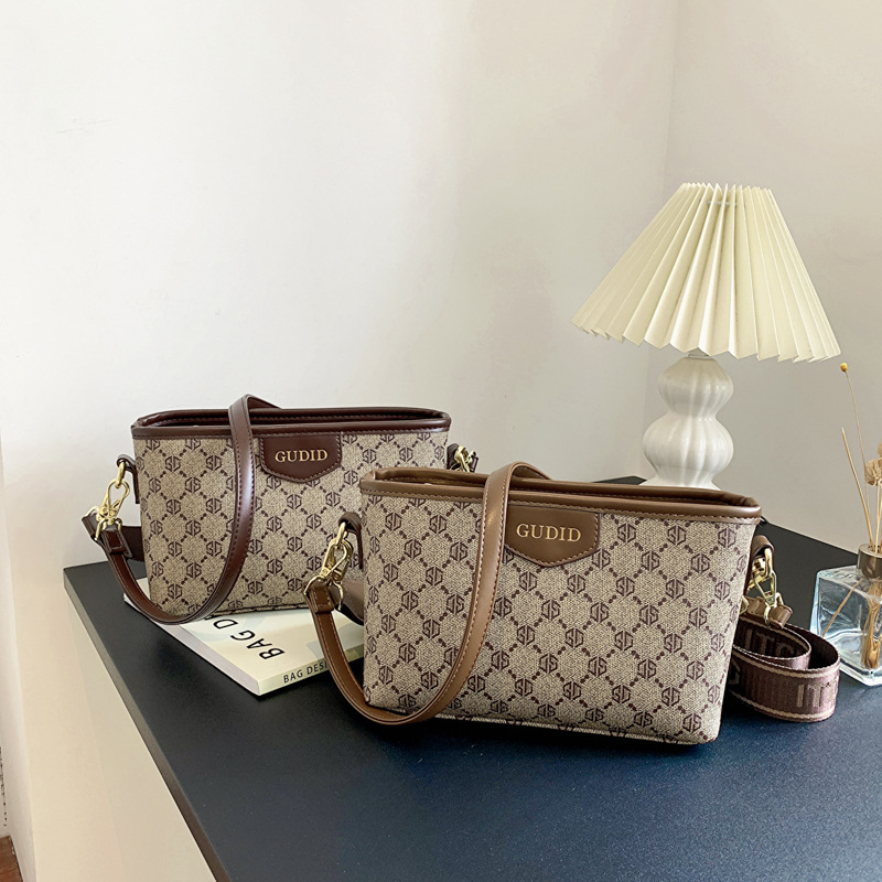 Free shipping 2025 new designer Shoulder Bags For womans ladies female flap fashion square bag handbag women crossbody bag