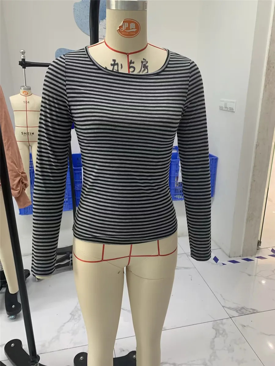 Womens Harajuku striped long sleeved T-shirt crew collar ultra-thin shirt Y2K Grunge Gothic top T-shirt dark academic clothing street clothing 250208