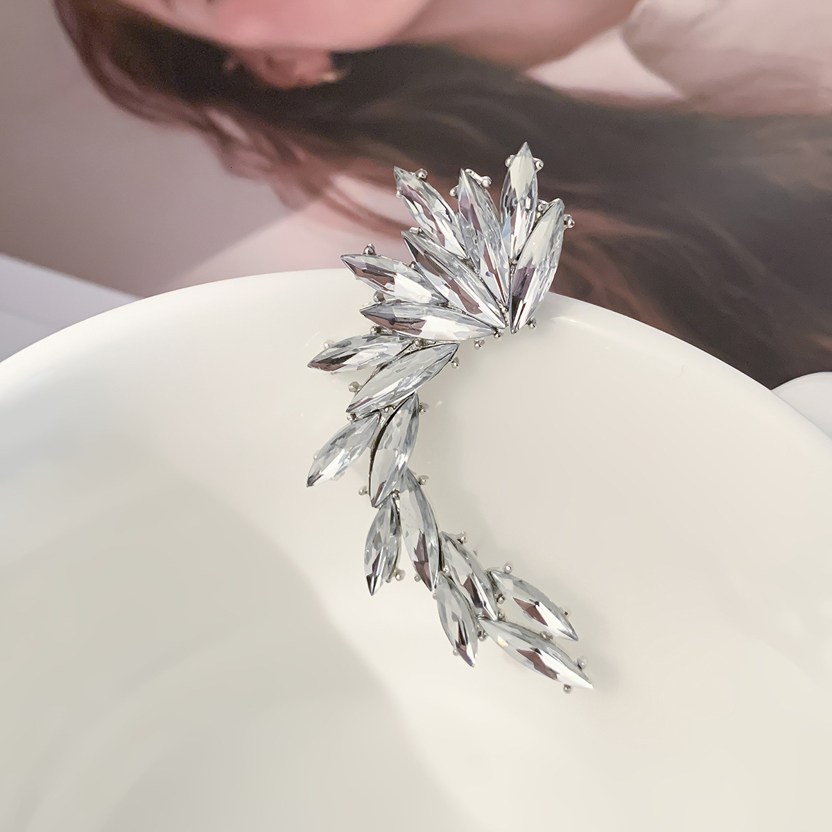 Female Adornment Sweet Cool Versatile Water Dia Oute Elf Ear Hanger Exaggerated Single Alloy Crowd Earrings