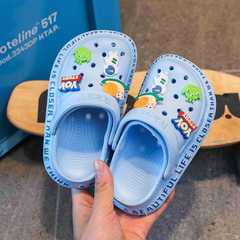 Sandals Childrens shoes Childrens cave shoes in summer; non slip boys slippers; girls Baotou baby cartoon sandals in summer H250212