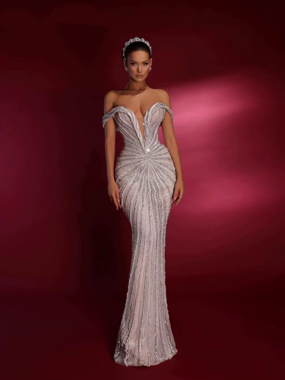 Exquisite Evening Dresses For Women Sweetheart Neck Off Shoulder Sleeveless Gown Sequins Sweep Train Customized Dress