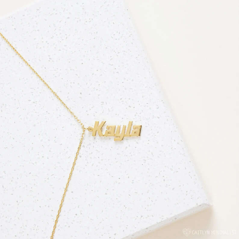 Accessories can be shipped in 3 days with personalized DIY and English letter name necklaces