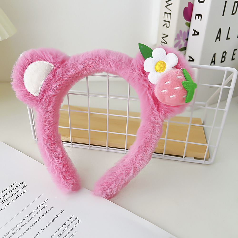 Adorable Plush Headband Featuring Cartoon Animals - Perfect for Autumn and Winter