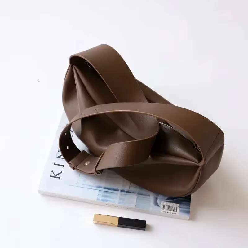 Wide Strap Bags For Women Shoulder Bag Half Moon Bolsas Feminina Vintage Crossbady Bolsos Mujer High Quality Simple Handbags