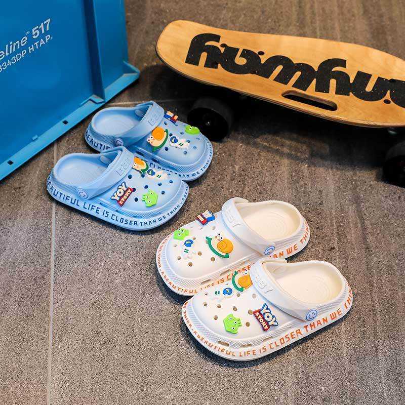 Sandals Childrens shoes Childrens cave shoes in summer; non slip boys slippers; girls Baotou baby cartoon sandals in summer H250212